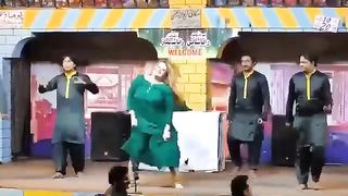 Gujjar Da Dil BaiMaan Mujra by Sobia Khan