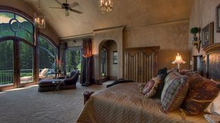 Relaxation in the Rain Forest: Serenity Amidst Nature's Beauty