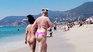 Prtty girls enjoy life beach ⛱️ best video