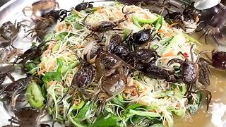 Eating Raw Shrimp Salad with Fresh Crab So Yummy