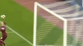 Funny Moments in Women's Football 3