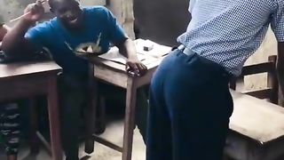 How students use to pretend when receiving strokes
