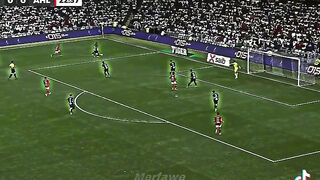 مباراة كرة قدم مليئه بالجنون و الحماس