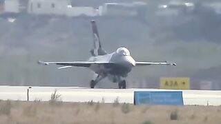 H2R vs Car vs Flying Jet
