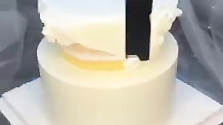 Birthday cake making