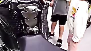 Hx10R - Kids Reaction