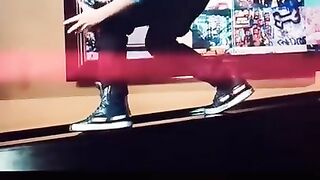 Justin bieber be like????????????