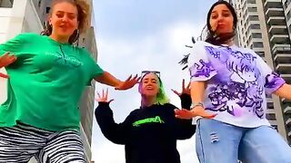 TRENDING GIRLS DANCE NOVEMBER 2022