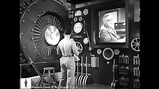 Charlie Chaplin - Factory Scene - Modern Times (1936)