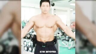 The Fittest Police officer in the world ????_♂️ _ Gym Devoted.mp4