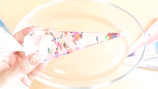 Making GALAXY slime with piping bags