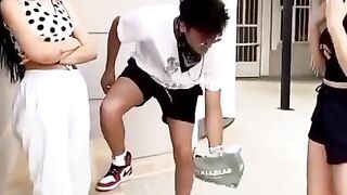 TIKTOKGIRLSATTITUDE