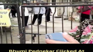 Bhumi Pednekar Clicked At Kromakay Salon In Juhu #shorts #bhumipednekar #short #trending #viral #bollywood #shortvideo
