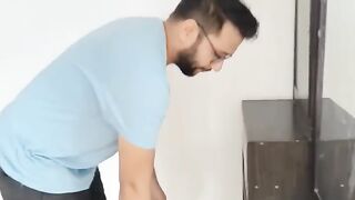 Meri BIWI Aisi hai_