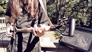 Crankin Up the 3-String Shovel Guitar