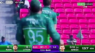 Shaheen Afridi takes a wicket again