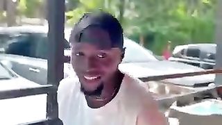 LE MEC TIMIDE 2