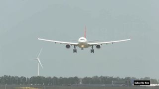 Turkish Airlines 3rd Crosswind Landing Attempt