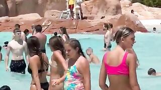 Prtty girls enjoy life antalya beach ⛱️ Turkey