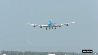 KLM Royal Airlines Boeing 747 Plane Crosswind Landing