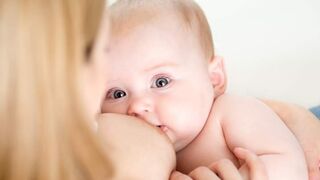 How to express milk for babies