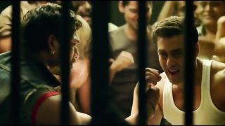 KICK Movie Comedy Scene Clips-Salman Khan- Sanjay mishra- Jackquiline Farnandez