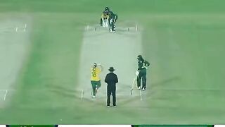 Pakistan Women Cricketers batting