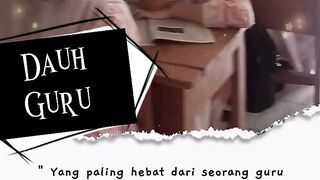 Guru Hebat
