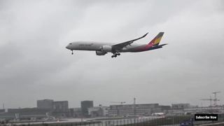 Asiana Airlines Plane Crossing The Motorway Before Landing Amazing Video
