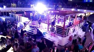 Ship star cross line