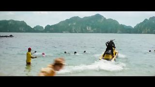 Megalodon Chases Jonas Scene _ MEG 2 THE TRENCH (2023) Action, Movie CLIP HD (1)
