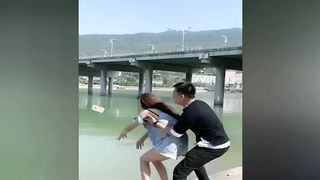 Best Scare Cam Pranks 2023 sur TikTok #102 _ Essayez de ne pas rire _ Compilation de vidéos drôles part25