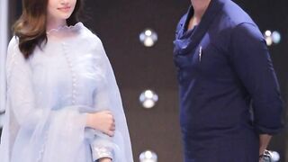 Ary shooping mall videos in interesting