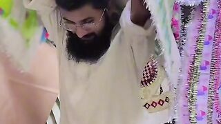 Shadi clothes with currency
