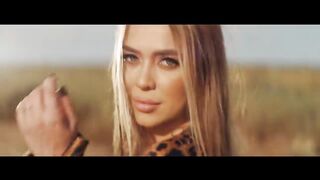 Ronna Riva - Stories (Official Video).mp4