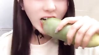 EATING EMOJI POPULAR FOODS????????????????????????????Satisfying Mukbang | emojilerle yemek yemek