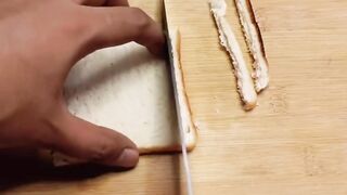 Bread and milk with honney