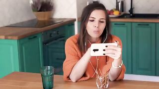Want to make money fast click here!!