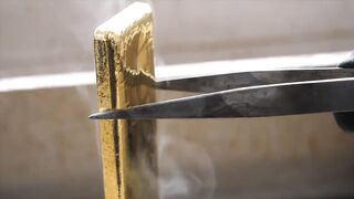 Process of making 99.99% pure gold bars very satisfactory level South Korean gold exchange