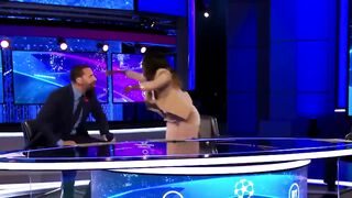 Epic reactions to Cristiano Ronaldo goals.mp4