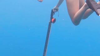 Girls Spearfishing in Hawaii