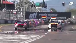 Race 16 Highlights nti Townsville 500 Supercars 2023