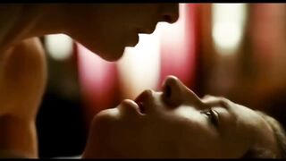 A 36 years women fall in love with a 15 years boy _ Movie Explained In Hindi_Urdu _ Hollywood movies