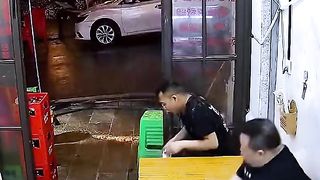 Very Funny Video With Chinese 2