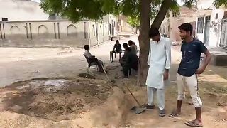 برسات کے موسم میں چھتوں کی لپائی