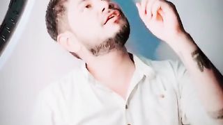 Deewane Hum Nahi Hote Deewani Raat Aati Hai