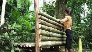 Despite the rain, building wood survival shelter in wildlands _ Bushcraft camp, Part 1.