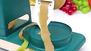 Pengupas epal engkol tangan pe#lefruitpeer #lifehacks #amazonfinds #household #tiktok #Home #kitchen