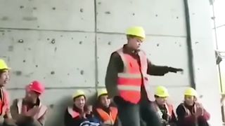 Michael Jacksen Versi Pekerja Proyek