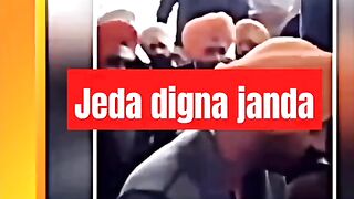 Diljit'doshan droped on stage